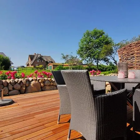 Holiday home Terpstich 124 *